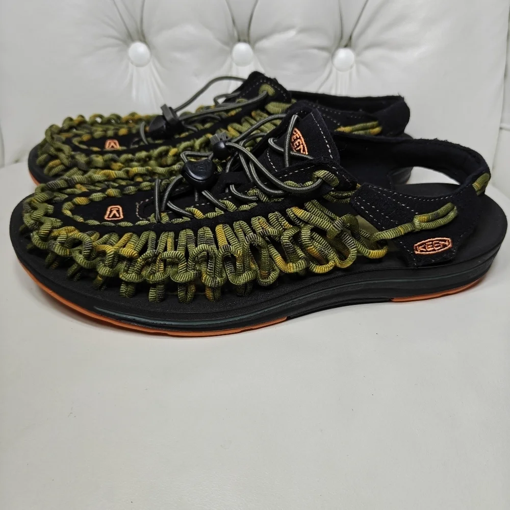 KEEN Uneek Bungee Cord Camo Green Black Braided Woven Sandals Men's Shoes Size 8